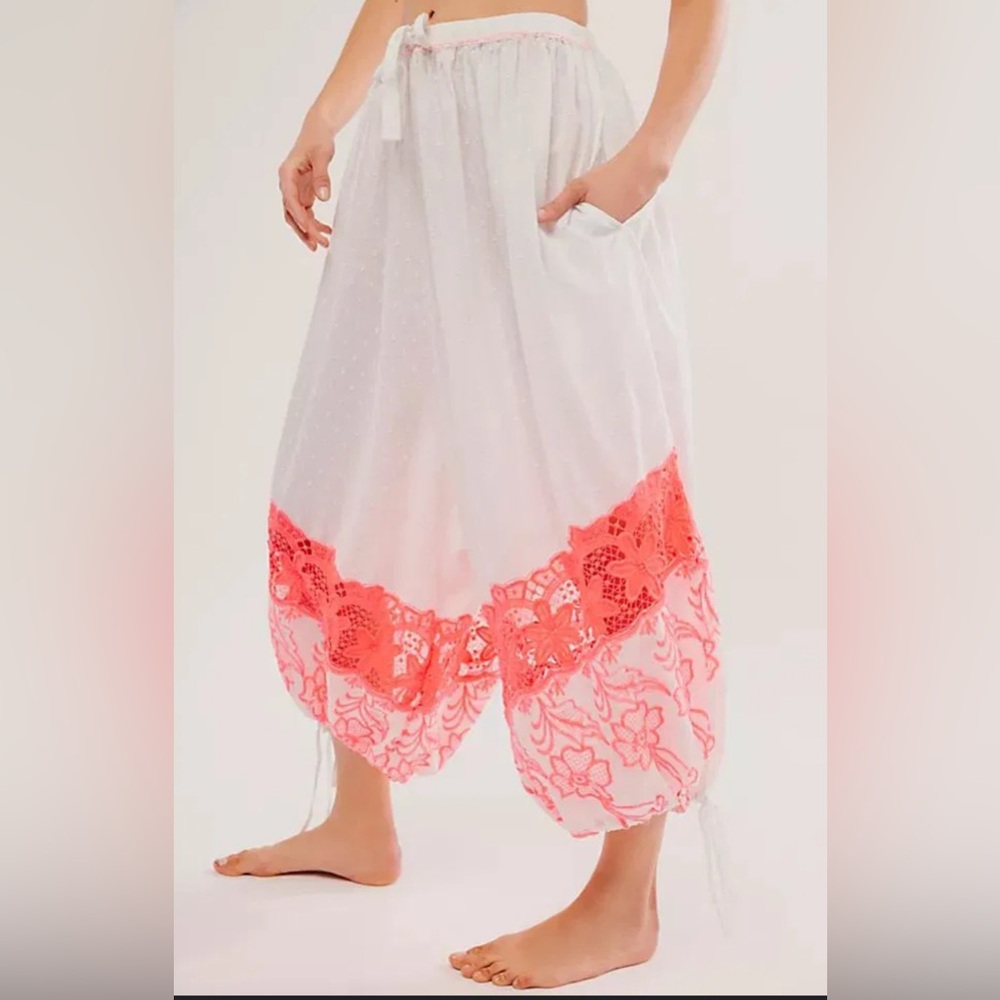 Free People Intimately Day Glow Joggers in White/Neon Pink Combo~Size Large~NWT - Picture 6 of 15